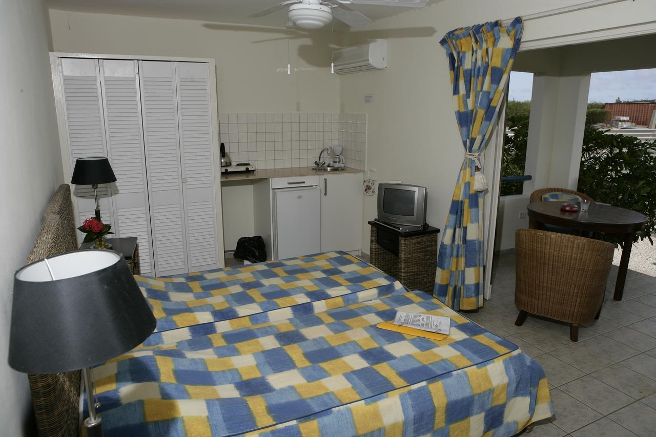Caribbean Club Bonaire Aparthotel Ngoại thất bức ảnh