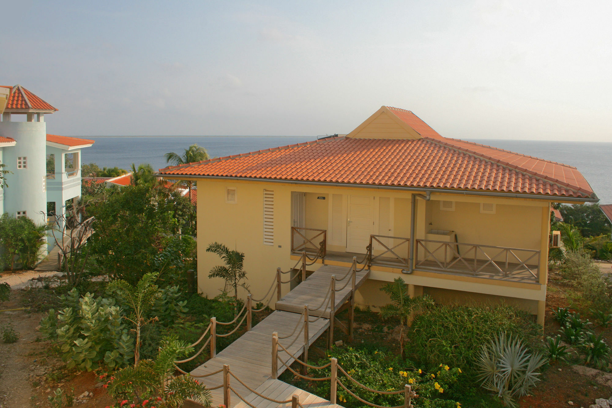 Caribbean Club Bonaire Aparthotel Ngoại thất bức ảnh